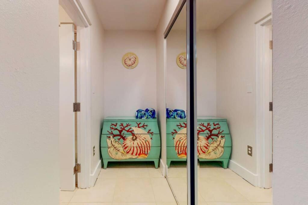 Sea Breeze, Studio 510, Beach Steps Away!+Pool+Wifi Раскин Экстерьер фото