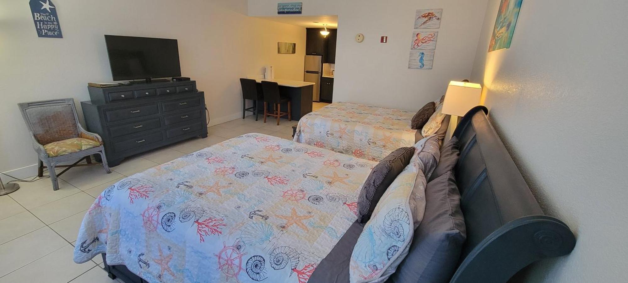Sea Breeze, Studio 510, Beach Steps Away!+Pool+Wifi Раскин Экстерьер фото